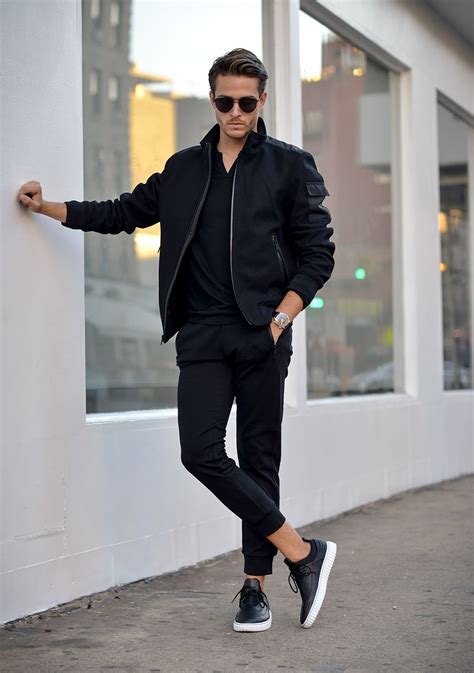 black shoes outfit men.